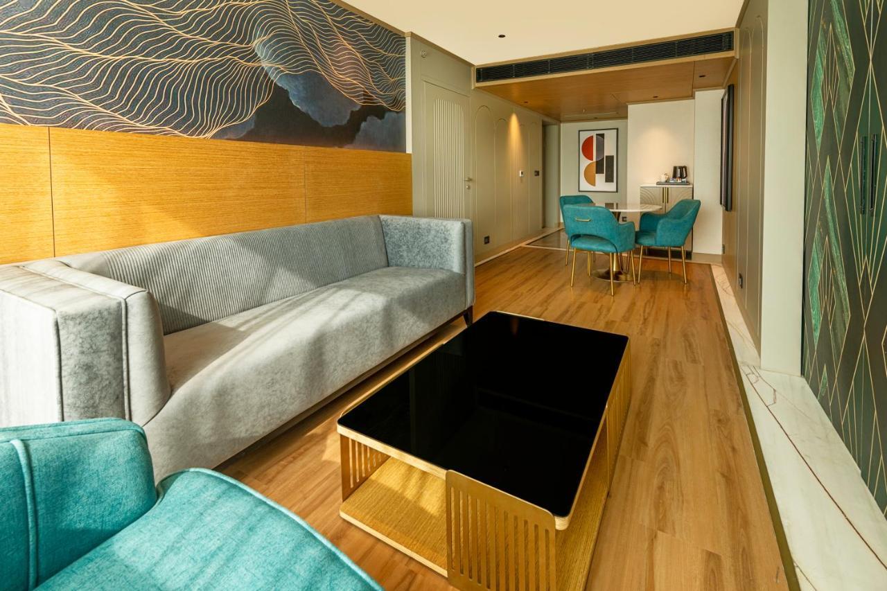 Parallel Hotel Udaipur, A Member Of Radisson Individuals エクステリア 写真