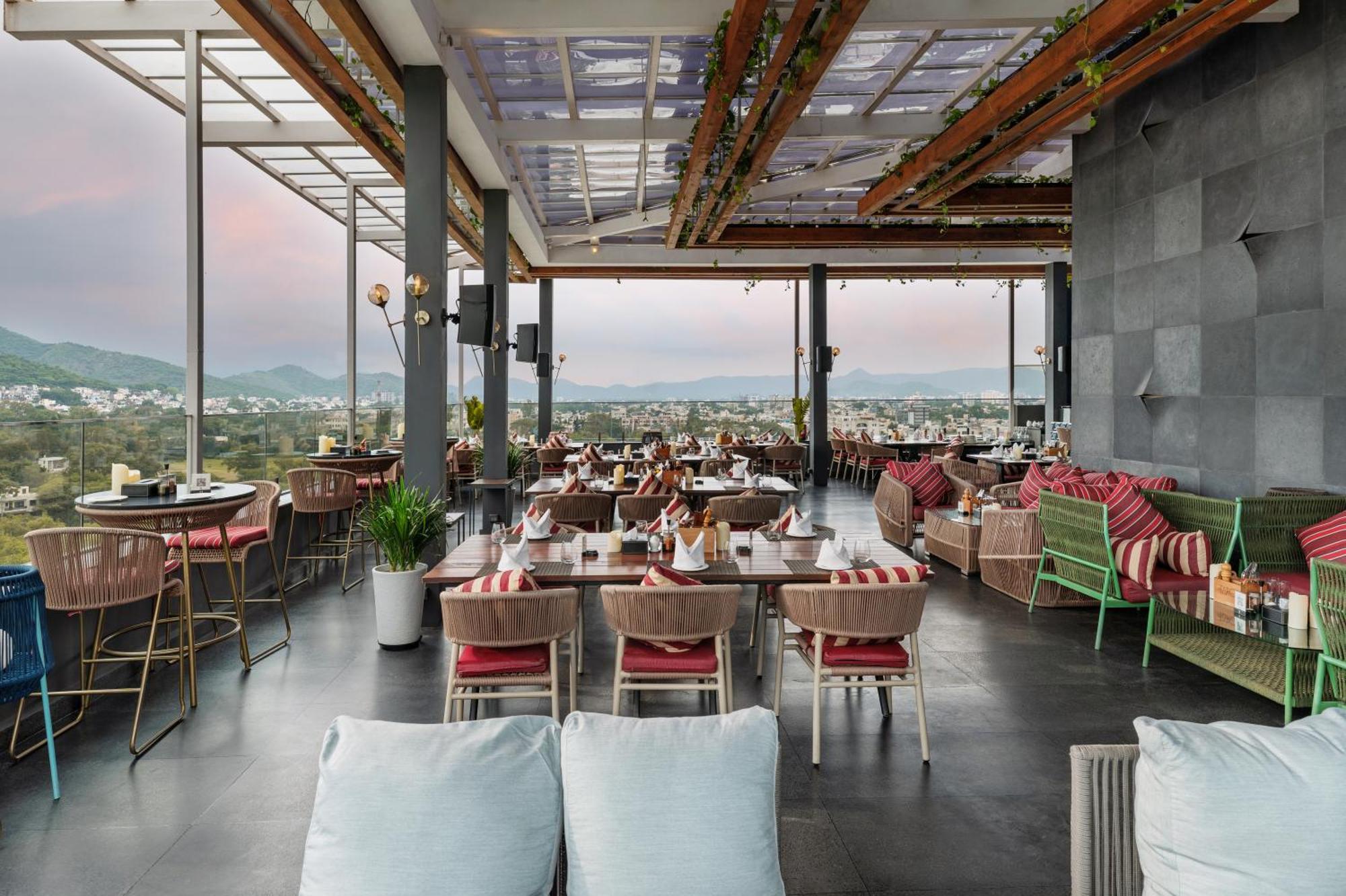 Parallel Hotel Udaipur, A Member Of Radisson Individuals エクステリア 写真