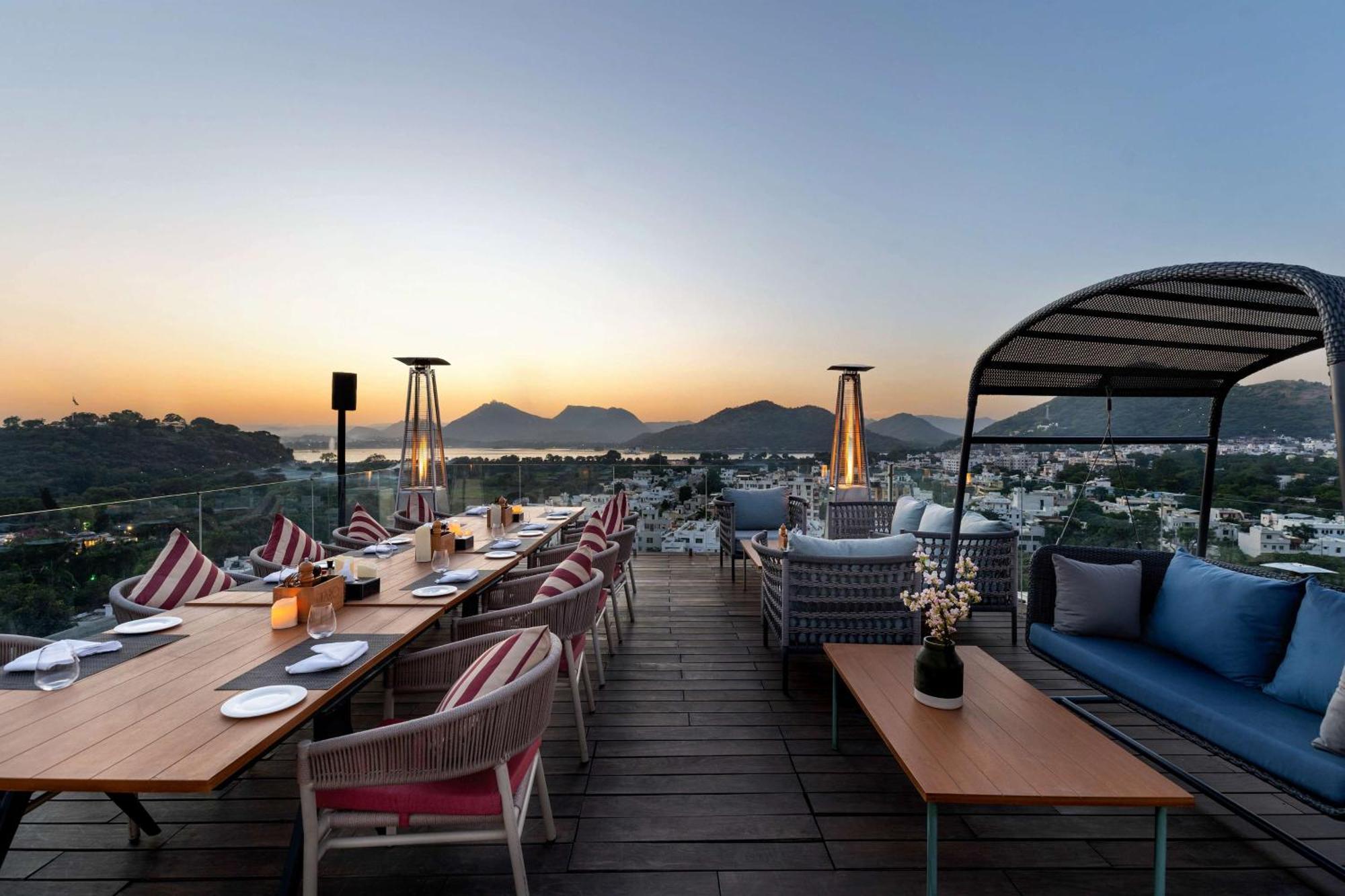 Parallel Hotel Udaipur, A Member Of Radisson Individuals エクステリア 写真
