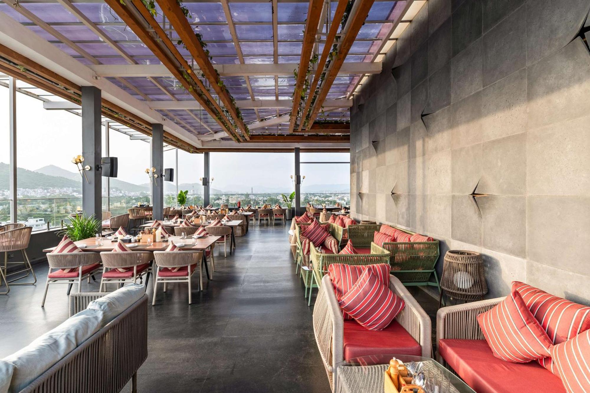 Parallel Hotel Udaipur, A Member Of Radisson Individuals エクステリア 写真