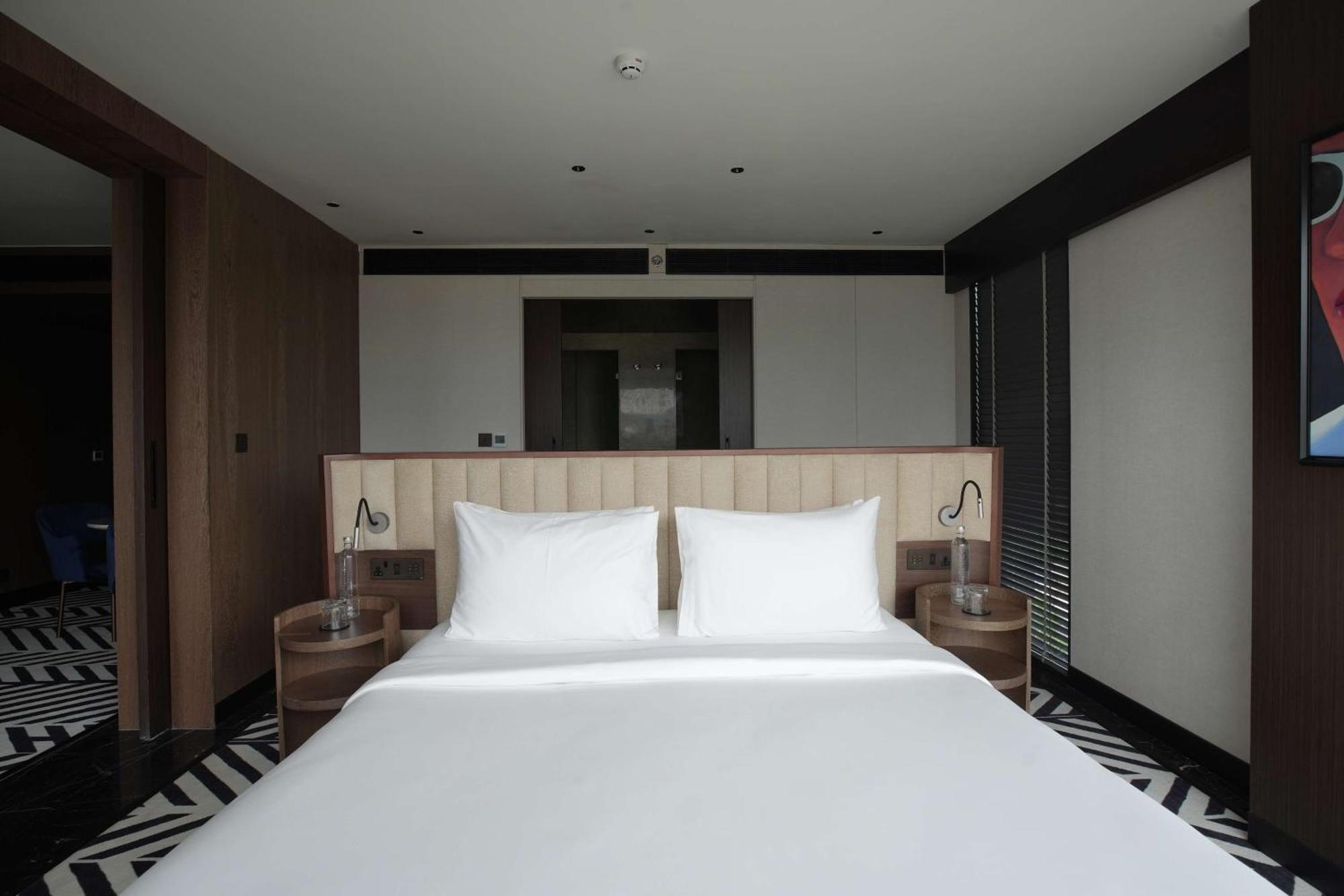 Parallel Hotel Udaipur, A Member Of Radisson Individuals エクステリア 写真